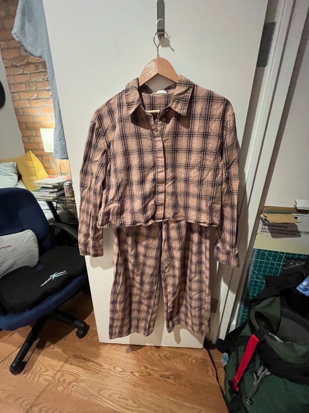 Active USA cropped two-piece set plaid tartan 100% cotton brown black medium